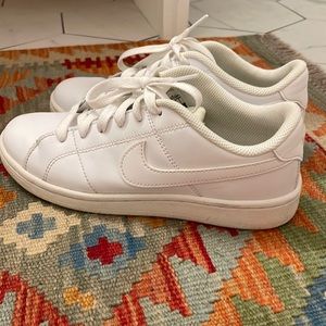 White Nike Sneakers